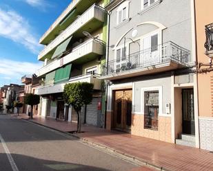 Vista exterior de Pis en venda en Anna amb Terrassa