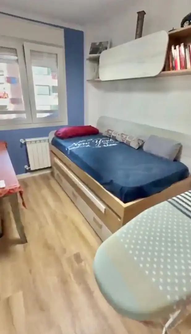 Schlafzimmer von Wohnung zur Miete in Valencia mit Klimaanlage, Heizung und Möbliert