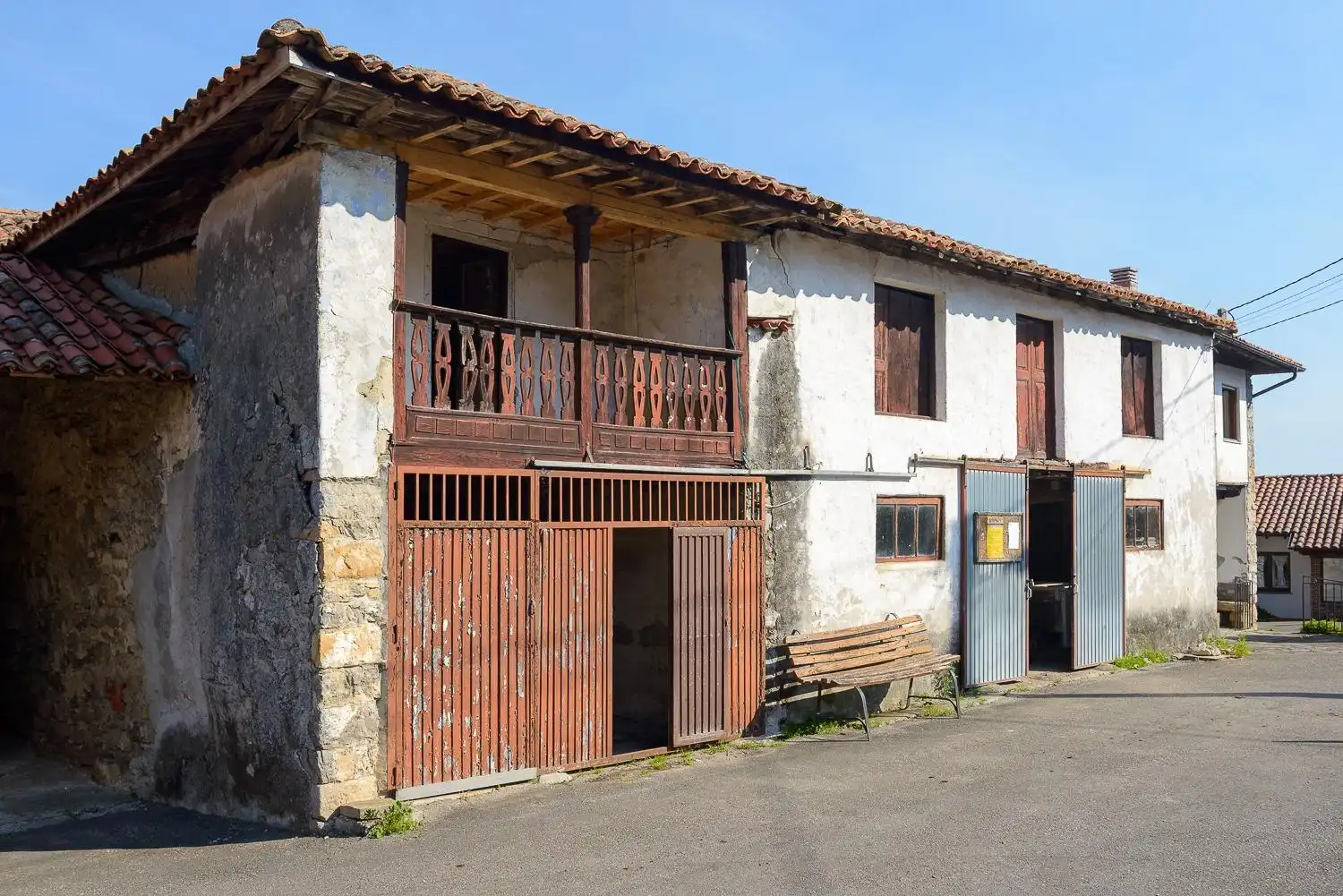 Vista exterior de Casa adosada en venda en Villaviciosa