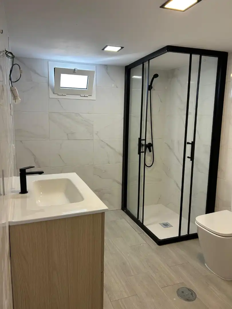 Bany de Casa o xalet en venda en Telde amb Jardí privat, Terrassa i Traster