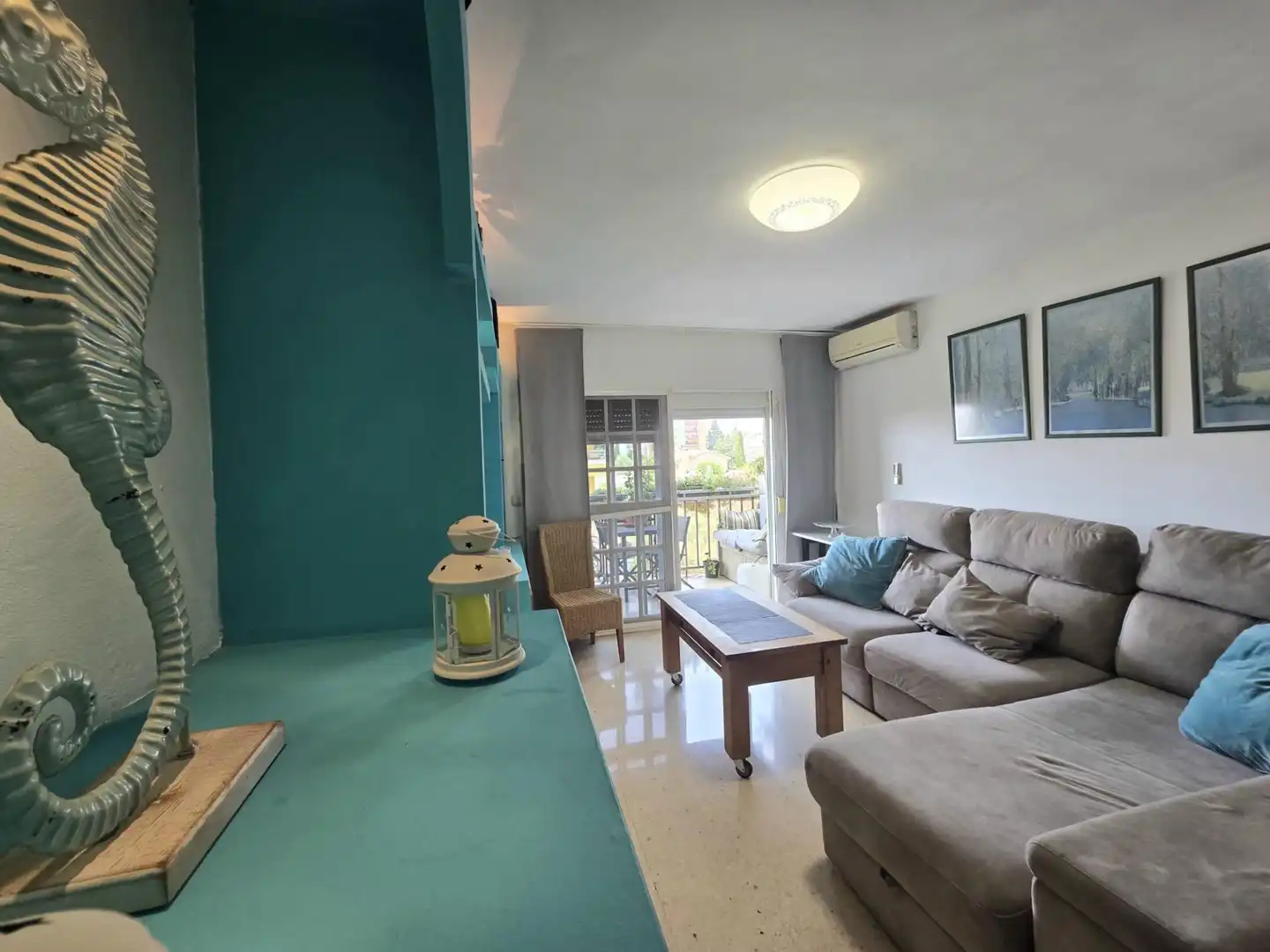 Sala d'estar de Pis en venda en Torremolinos amb Aire condicionat, Calefacció i Jardí privat