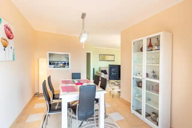 Apartamento en venta en Via Parque