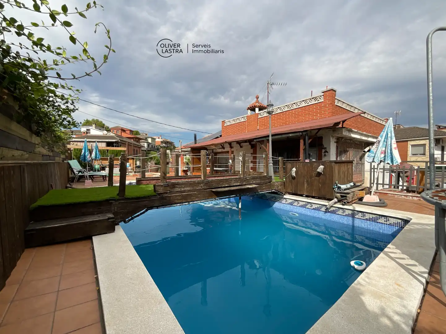 Piscina de Casa o chalet en venta en Castellbisbal con Aire acondicionado, Jardín privado y Terraza