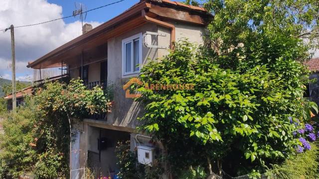 Casa-chalet en Venta en Piñor