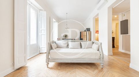 Photo 3 of Flat for sale in Cortes - Huertas, Madrid Capital