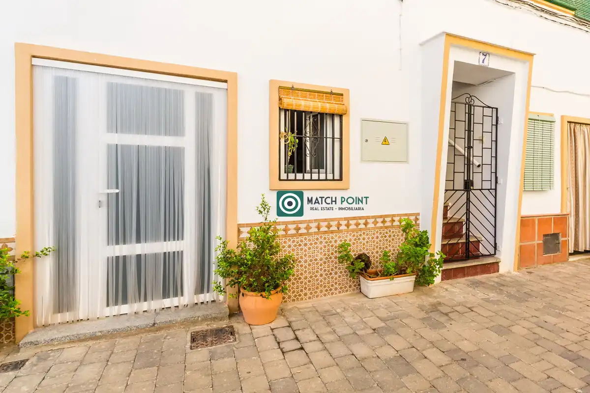 Vista exterior de Casa adosada en venta en Almuñécar con Amueblado