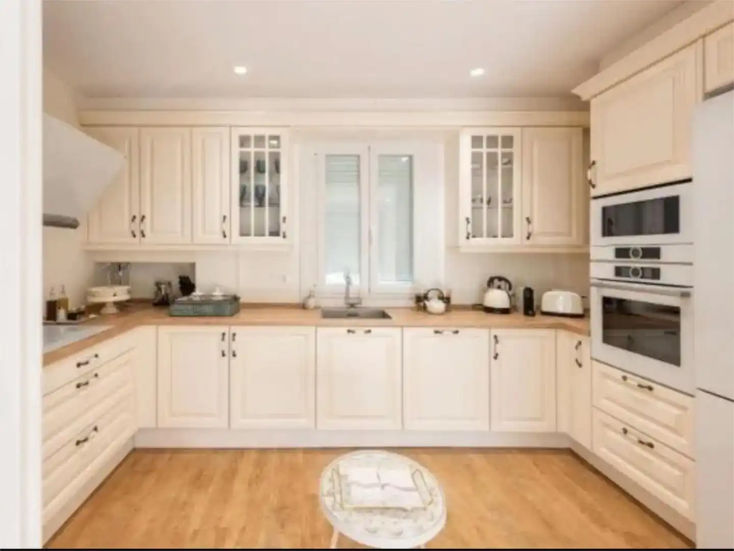 Kitchen of Flat for sale in Ourense Capital   with Air Conditioner and Balcony