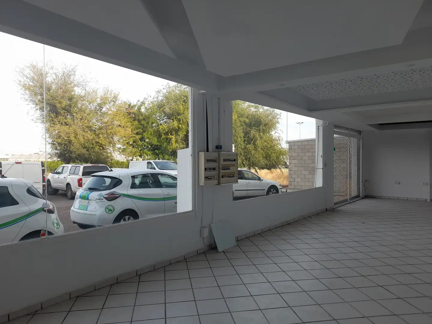 Aparcament de Nau industrial de lloguer en La Rinconada