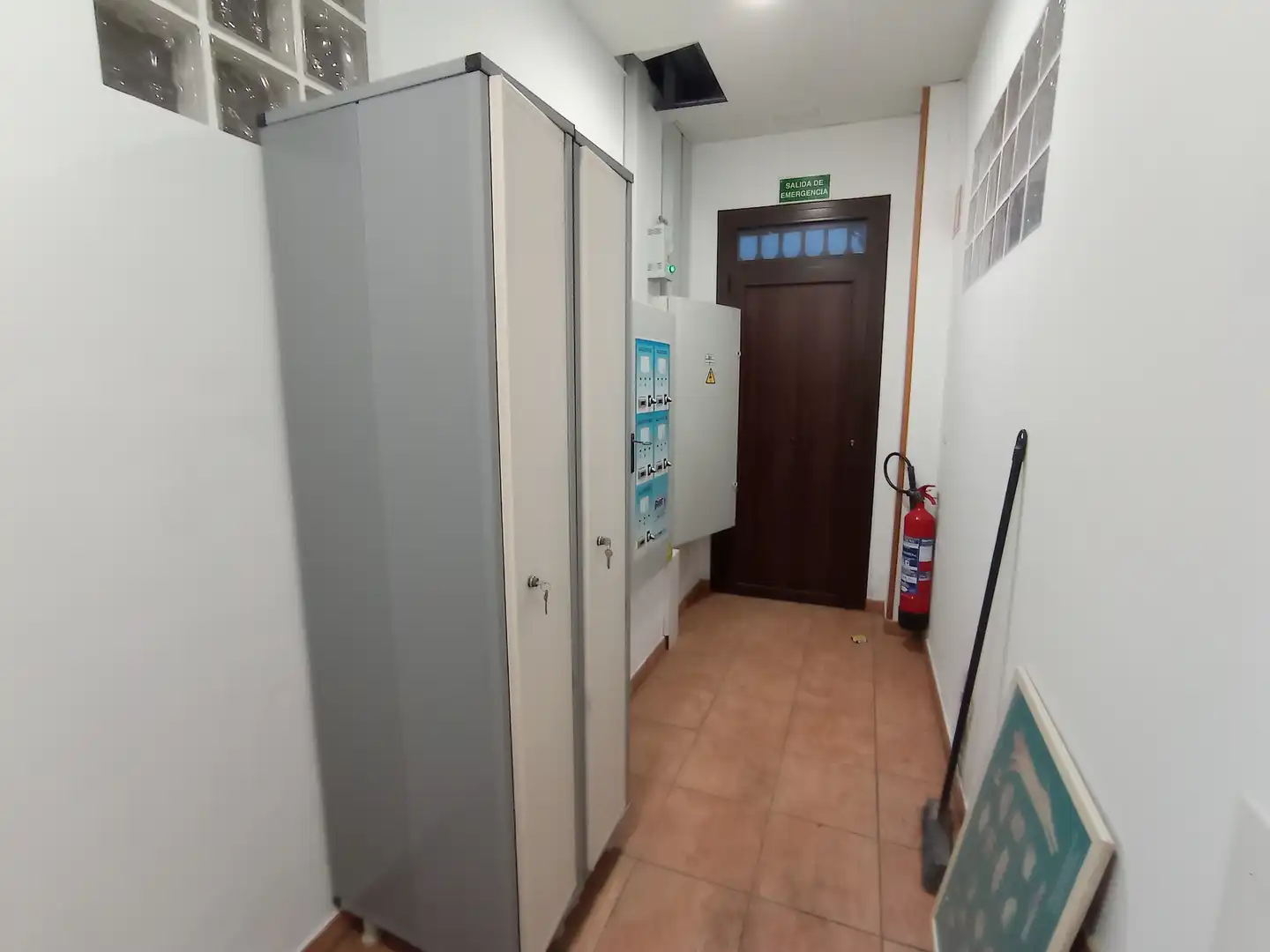 Nau industrial en venda en Mojados amb Calefacció i Alarma