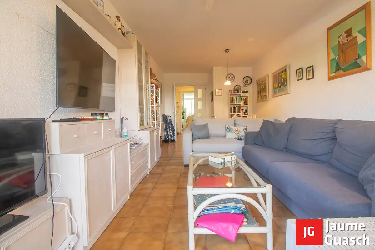 Wohnzimmer von Erdgeschoss zum Verkauf in Torredembarra mit Klimaanlage, Heizung und Terrasse