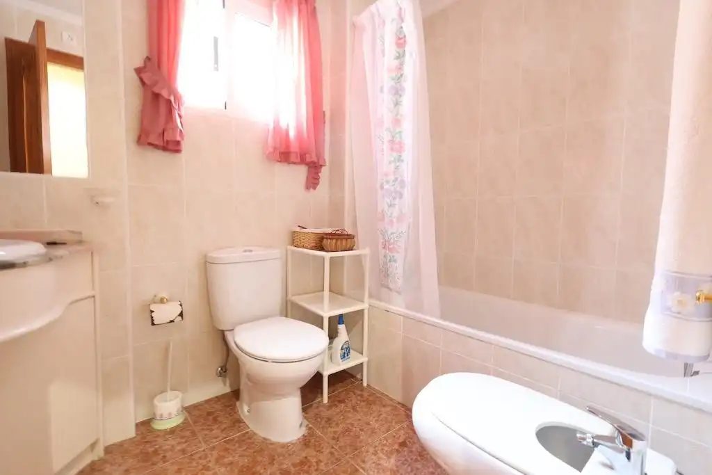 Bathroom of Houses for sale in Torrevieja  with Terrace, Swimming Pool and Furnished