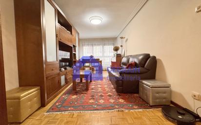 Living room of Flat for sale in Oviedo   with Heating and Terrace