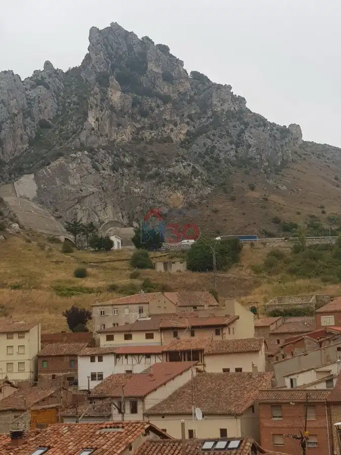 Vista exterior de Casa o xalet en venda en Pancorbo amb Calefacció, Terrassa i Traster