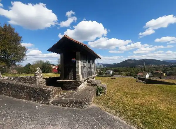 Haus mit Garten zum Verkauf in O Rosal, imagen 2
