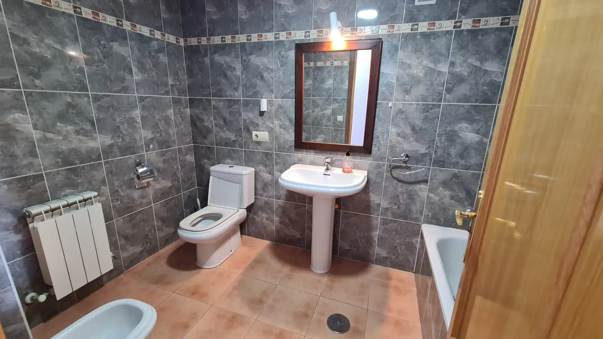 Appartamento con terrazza in vendita a Calle de Cabañales 55, imagen 16