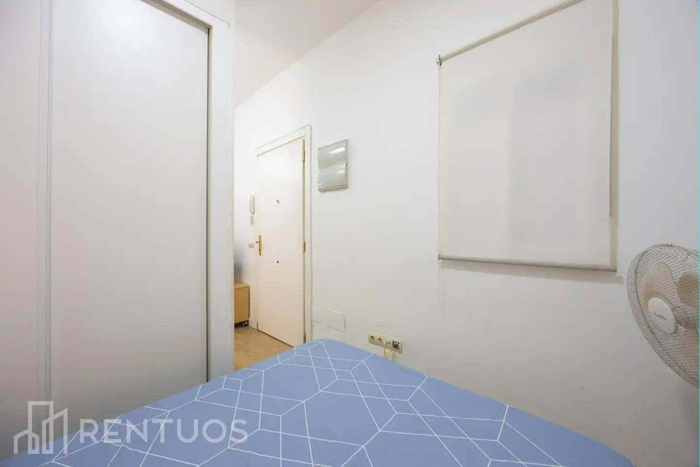 Bedroom of Study for rent in Madrid  with Furnished