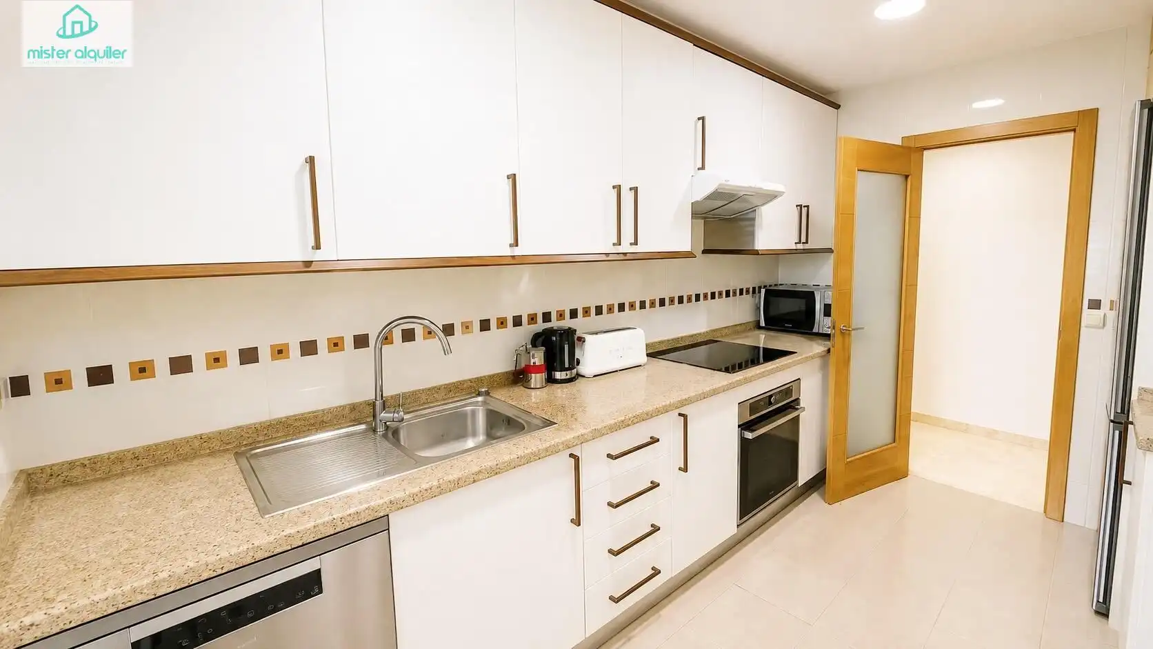 Apartament amb piscina de lloguer a PINTOR FERNANDO SORIA 11, imagen 15