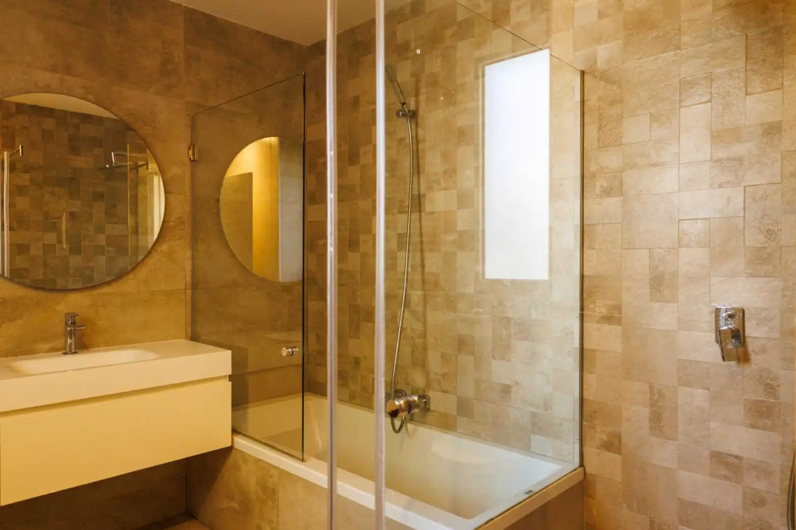 Baño de Casa o chalet en venta en Picassent con Aire acondicionado, Calefacción y Jardín privado