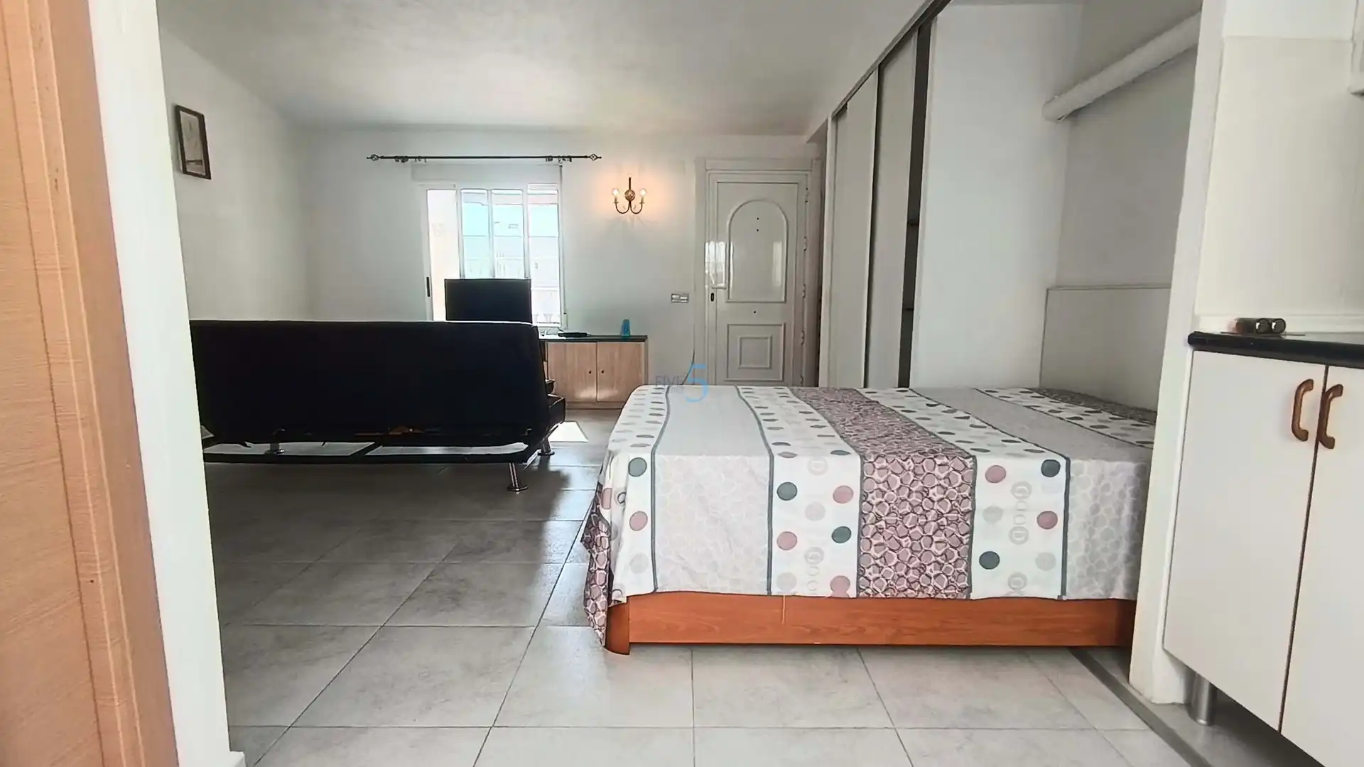 Schlafzimmer von Einfamilien-Reihenhaus zum Verkauf in Torrevieja mit Klimaanlage, Heizung und Möbliert
