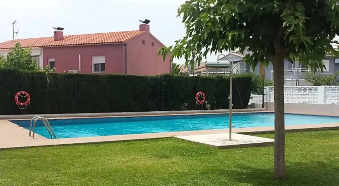 Piscina de Trastero en venta en Benicasim / Benicàssim