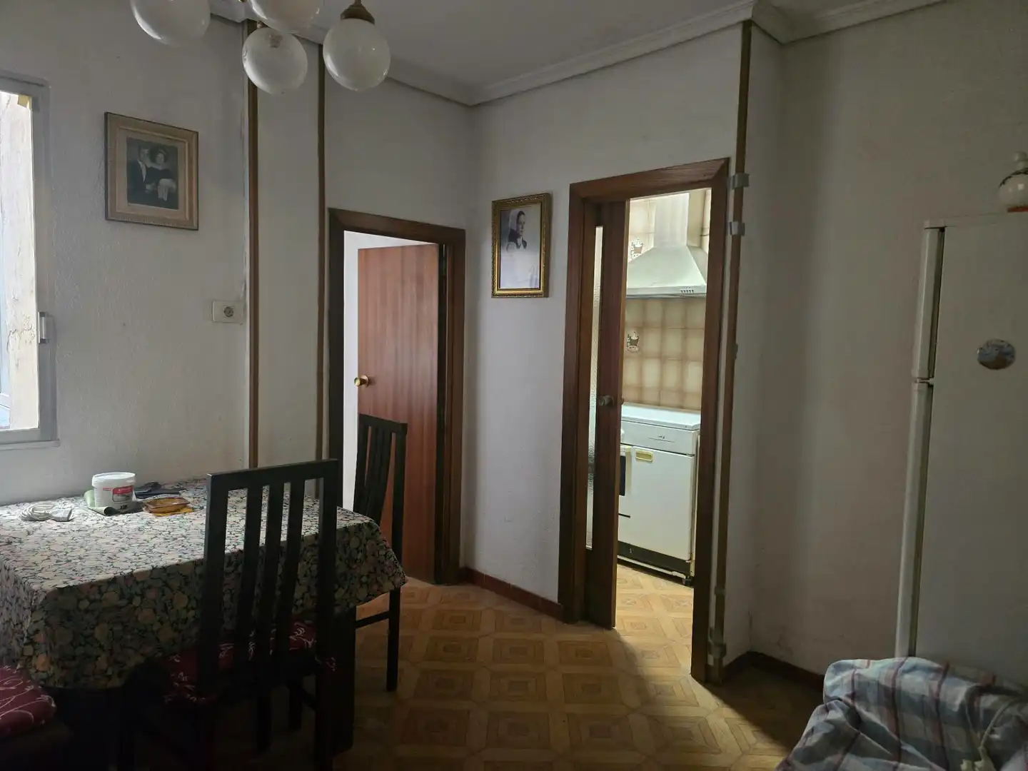 Flat with terrace for sale in Carrer de Canalejas 58