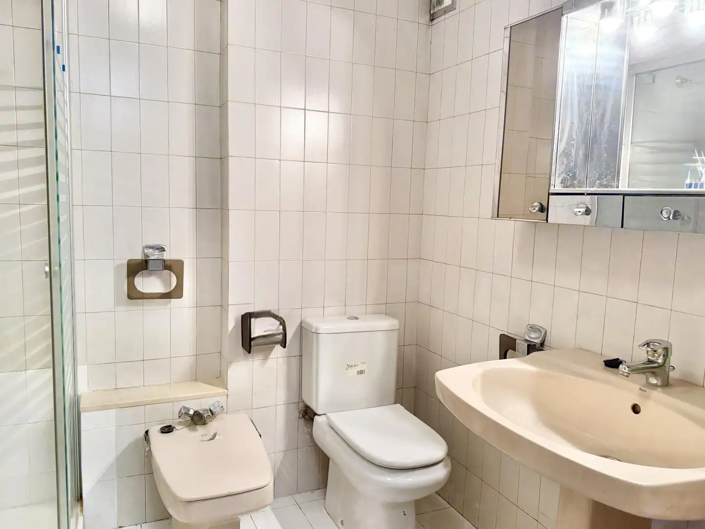 Bathroom of Flat for sale in Bagà, Barcelona