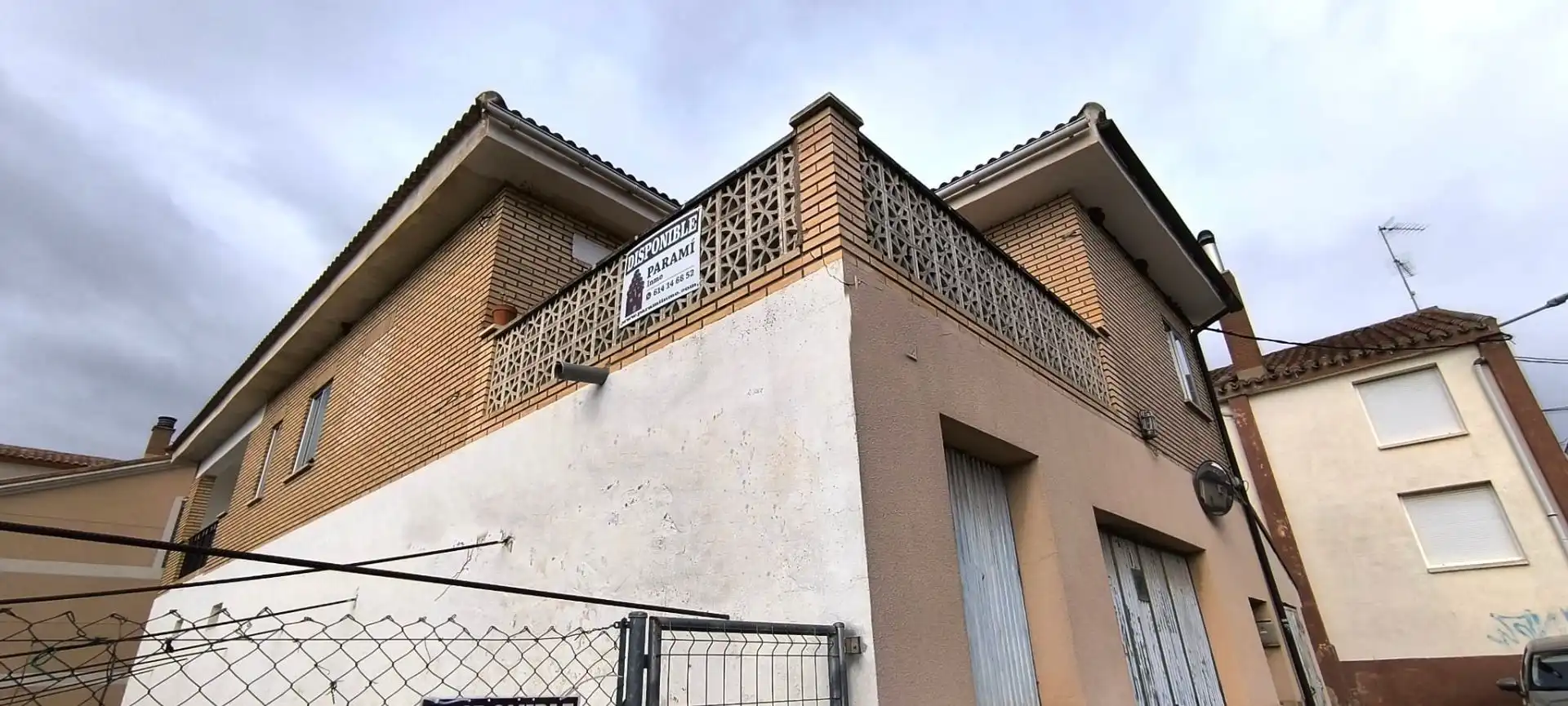 Vista exterior de Casa o chalet en venta en Ausejo con Calefacción, Jardín privado y Terraza