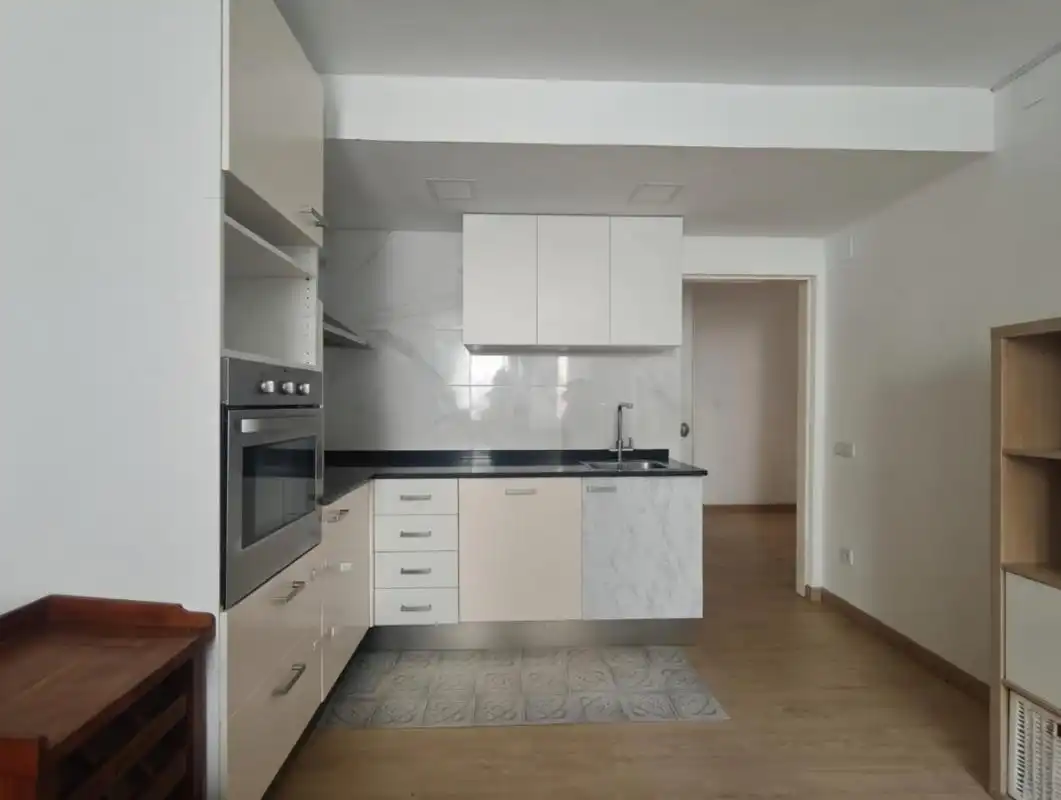 Cuina de Dúplex en venda en Barcelona amb Aire condicionat, Calefacció i Terrassa