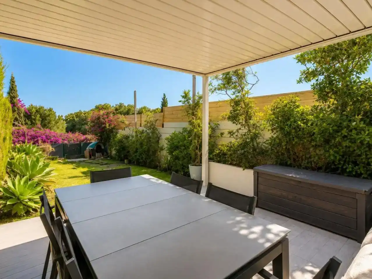 Terraza de Casa adosada en venta en Estepona con Aire acondicionado