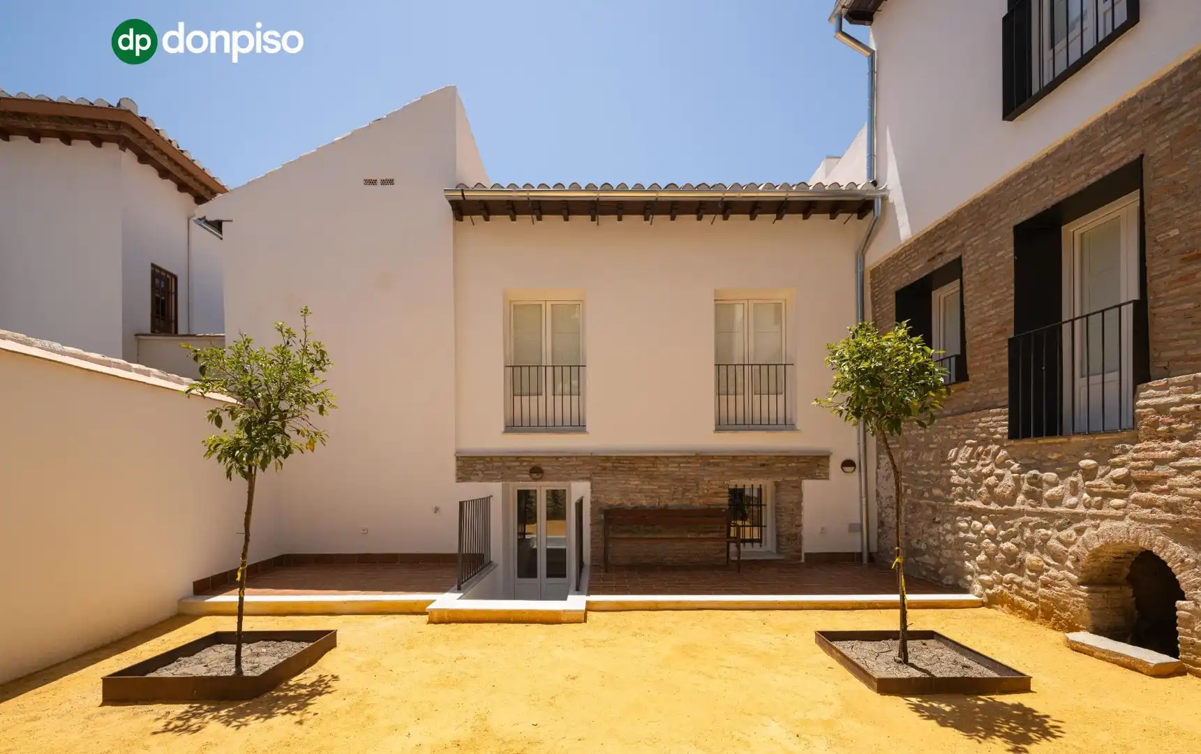 Exterior view of Flat for sale in Granada  with Air Conditioner