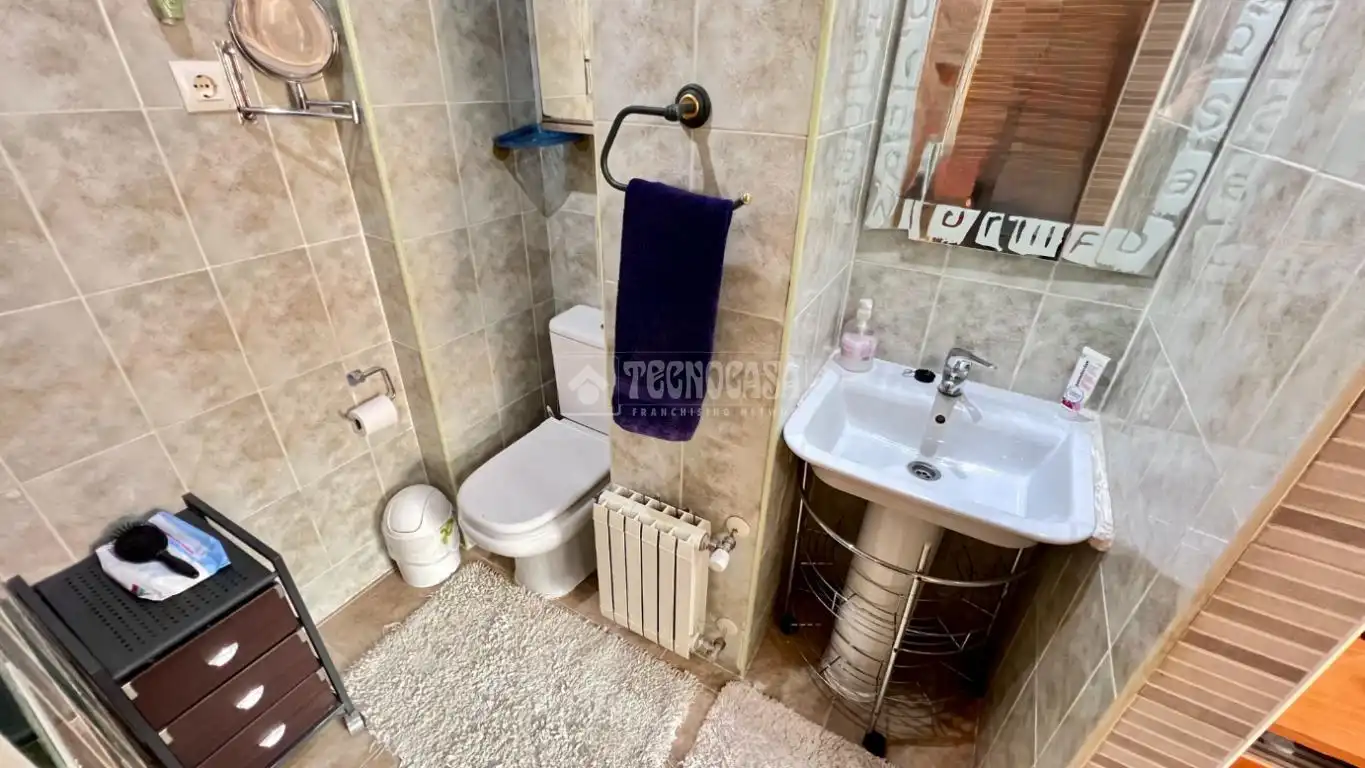 Badezimmer von Einfamilien-Reihenhaus zum Verkauf in Alcalá de Henares mit Terrasse