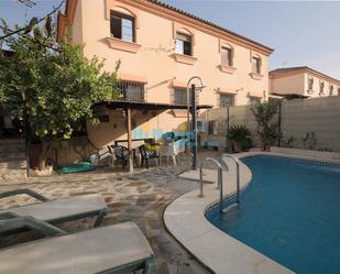 Piscina de Casa o xalet en venda en Alhaurín de la Torre amb Forn