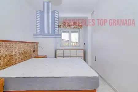 Dúplex en venta en Torre de Comares, Barrio de Zaidín