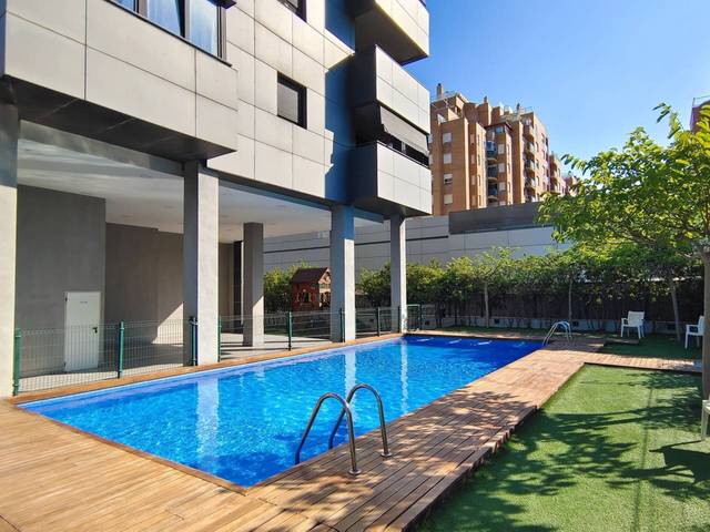 Ático en Venta en Avenida Alfahuir, 51 en Sant Llorenç - Zona Alfahuir