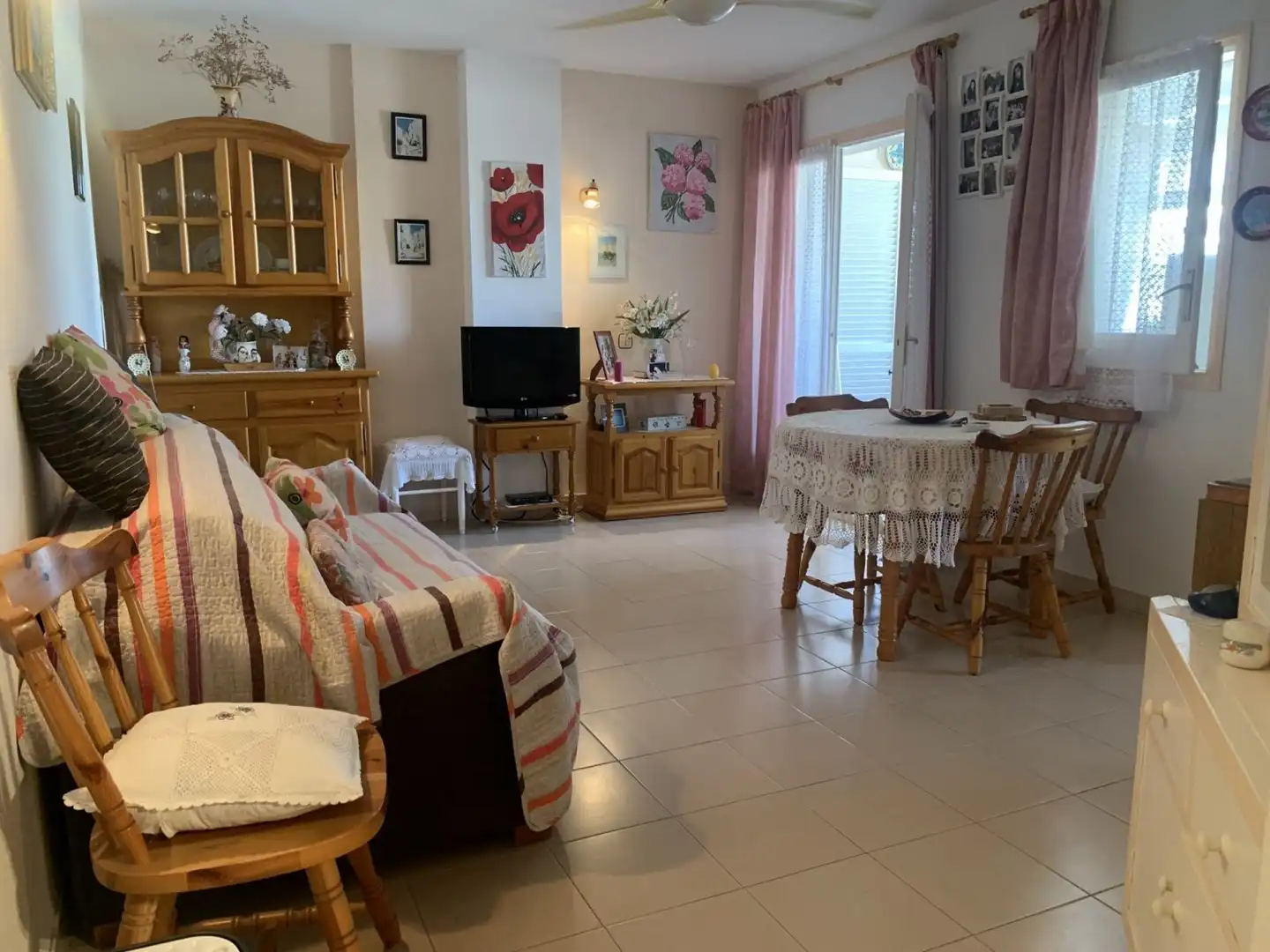 Sala de estar de Apartamento en venta en Roses con Terraza