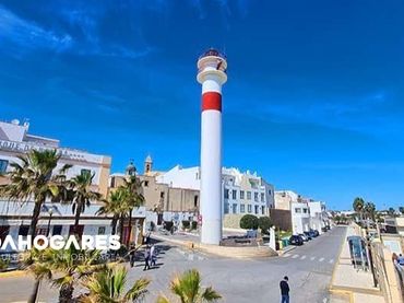 House with balcony for sale in Centro - La Costilla