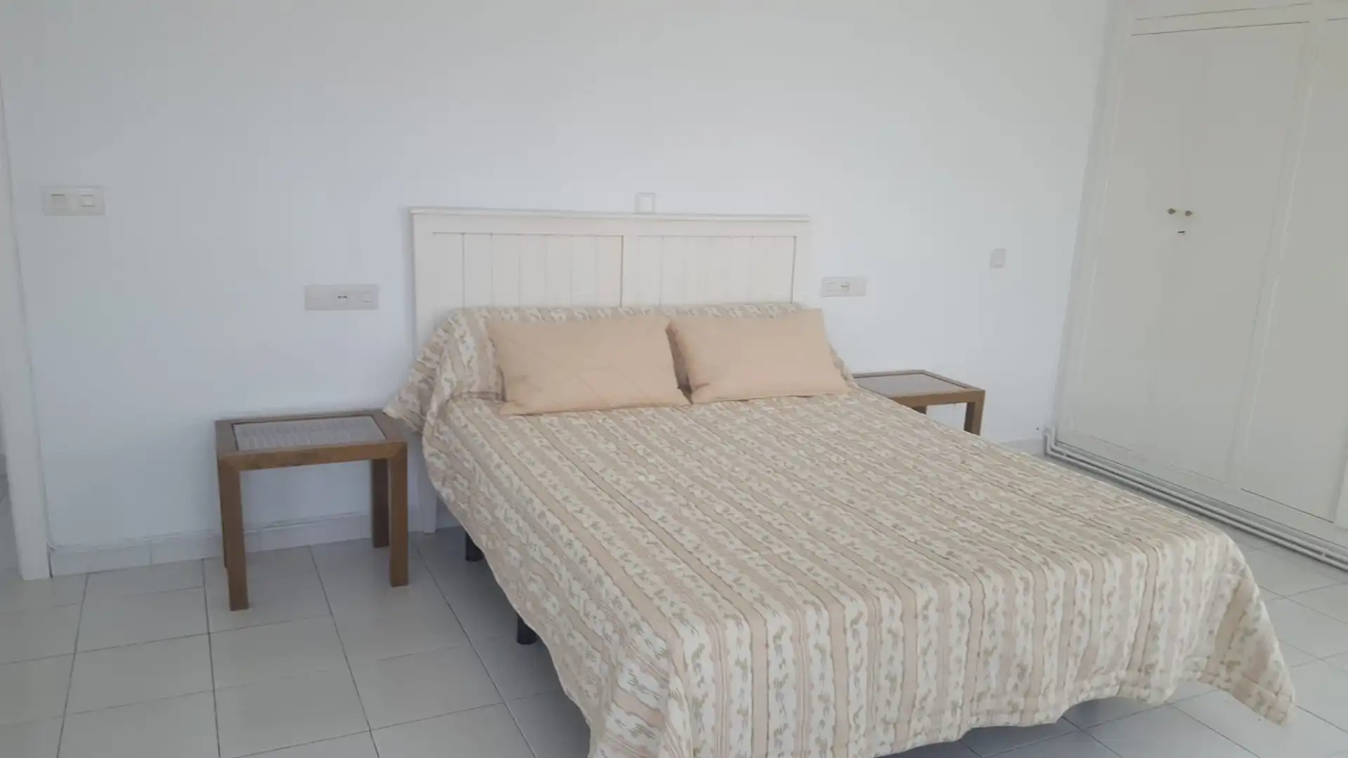 Attic for rent in Avenida de los Pinos, 31, Santa María de Gracia