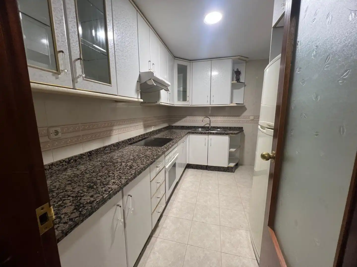 Kitchen of Flat for sale in Córdoba  with Air Conditioner, Storage room and Balcony