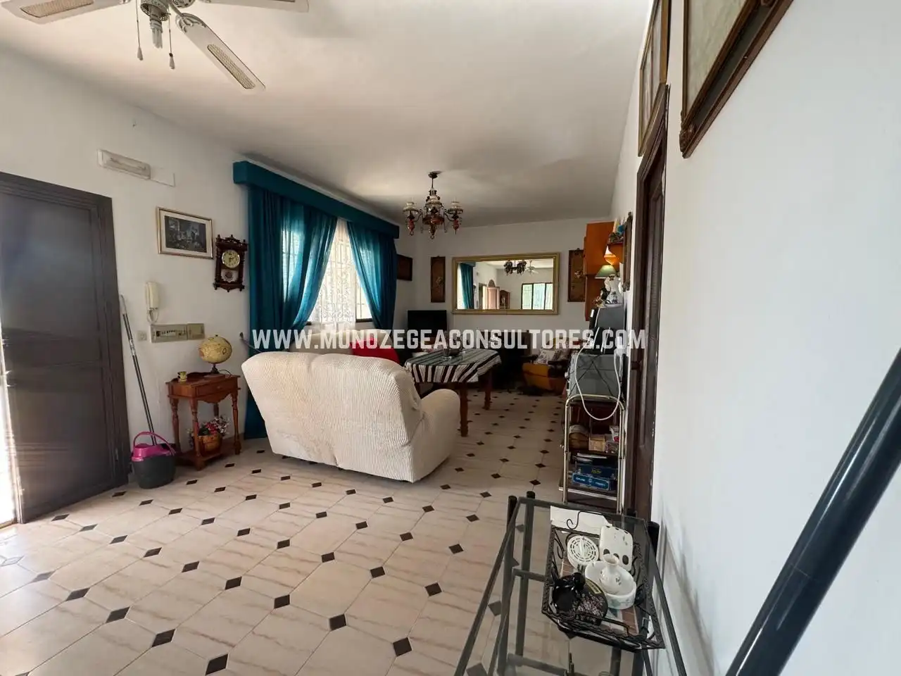 Wohnzimmer von Country house zum Verkauf in Lucena mit Terrasse
