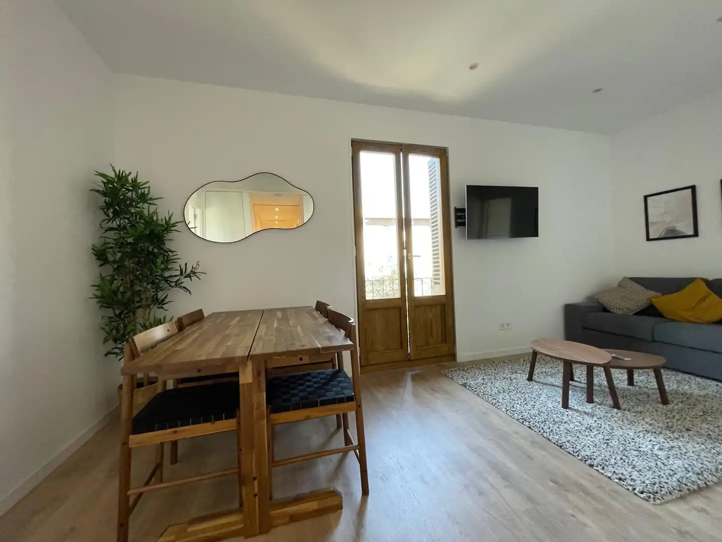 Sala d'estar de Pis de lloguer en Barcelona amb Aire condicionat, Calefacció i Parquet
