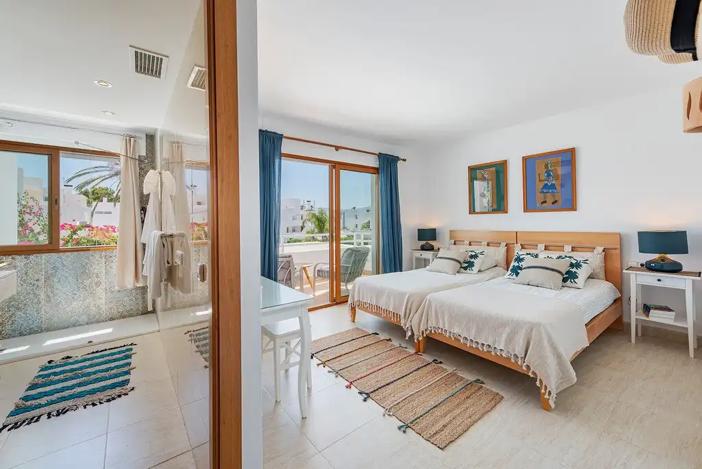 Bedroom of Detached homes for sale in Pollença  with Air Conditioner, Private garden and Terrace