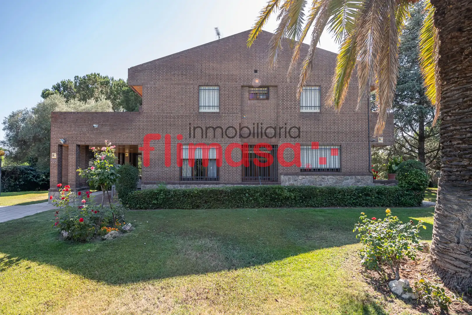Exterior view of Houses for sale in Villaviciosa de Odón  with Heating, Private garden and Terrace