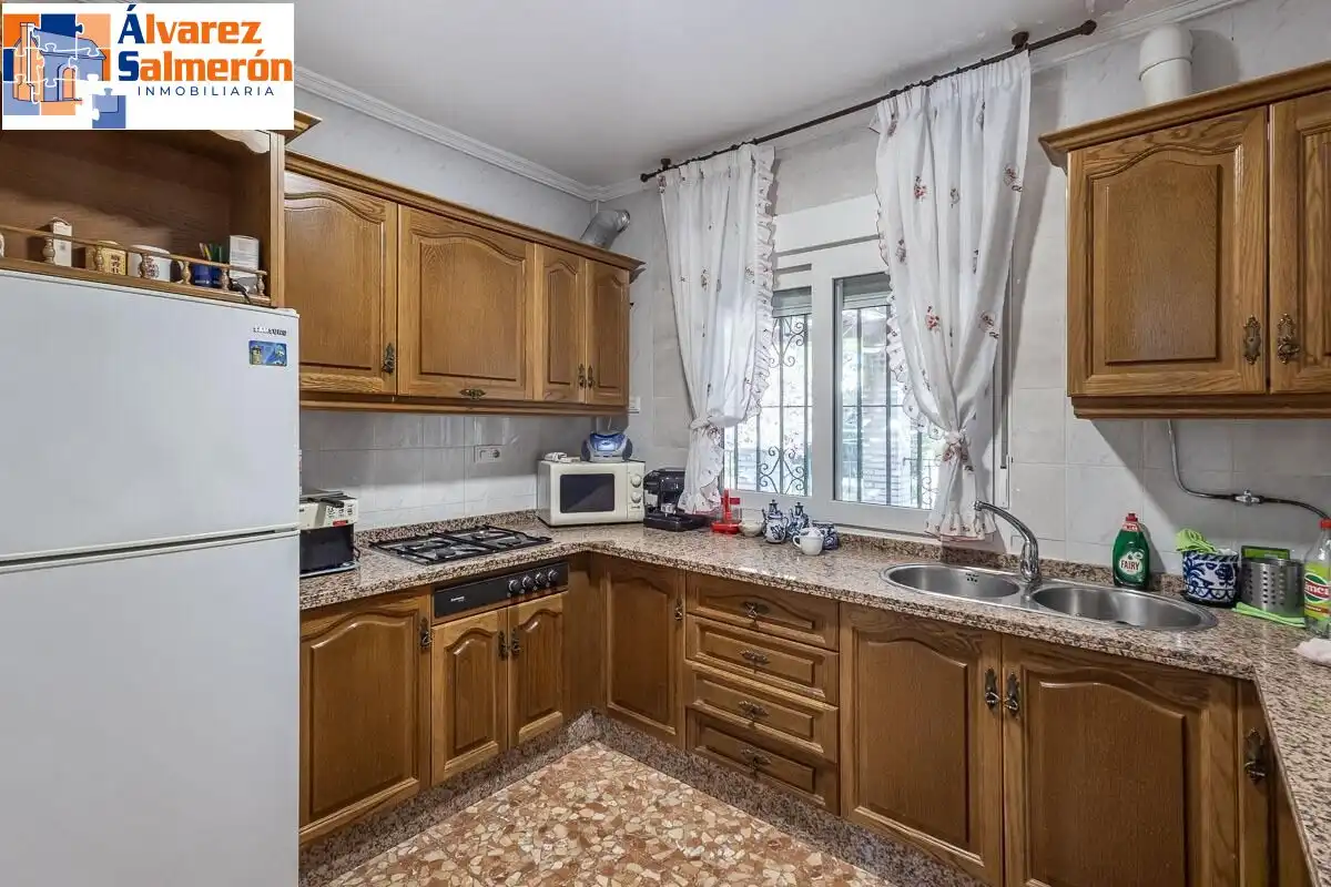 Chalet con piscina en venta en Atarfe, imagen 8