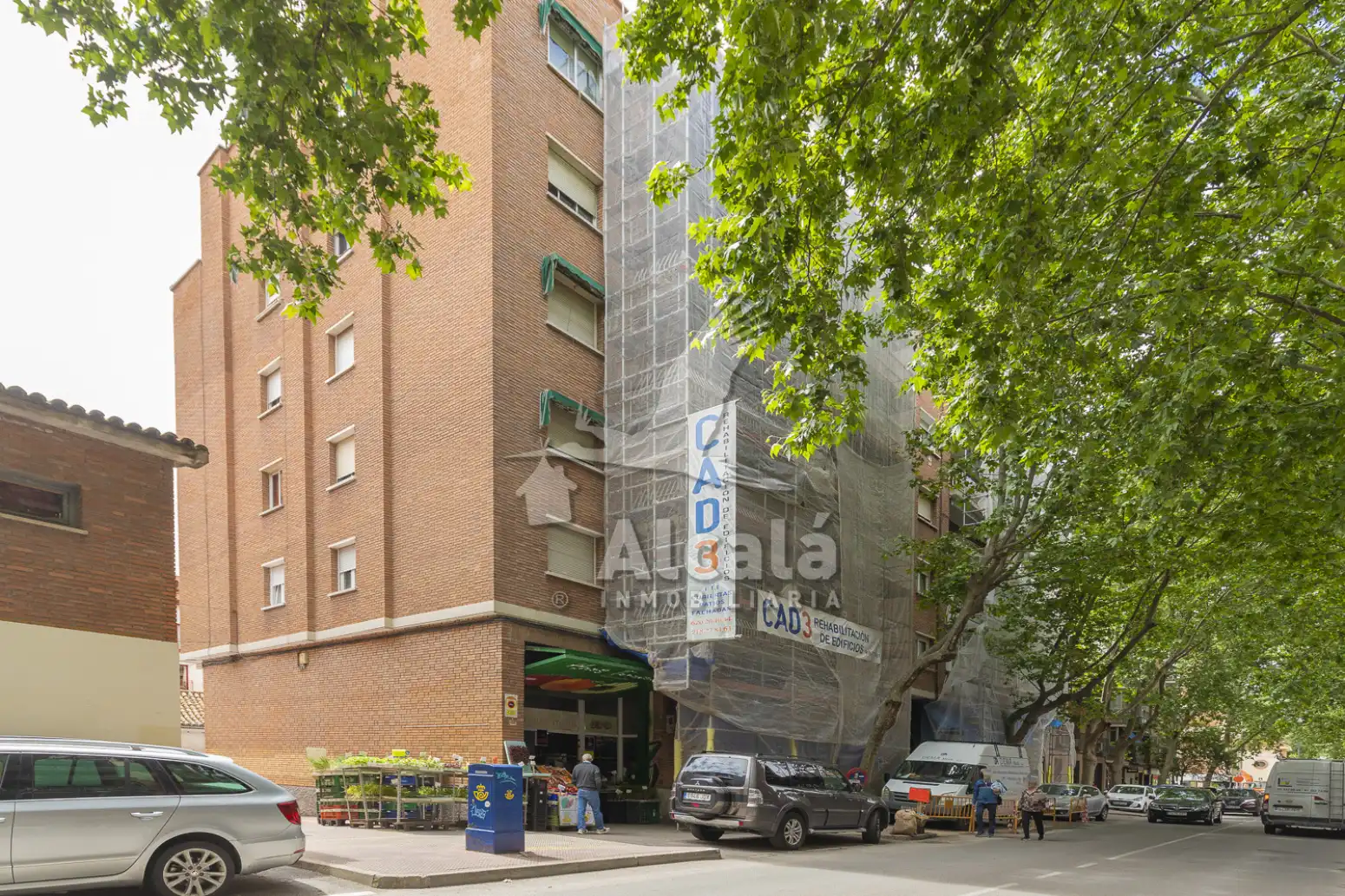 Vista exterior de Pis en venda en Alcalá de Henares amb Aire condicionat, Calefacció i Terrassa