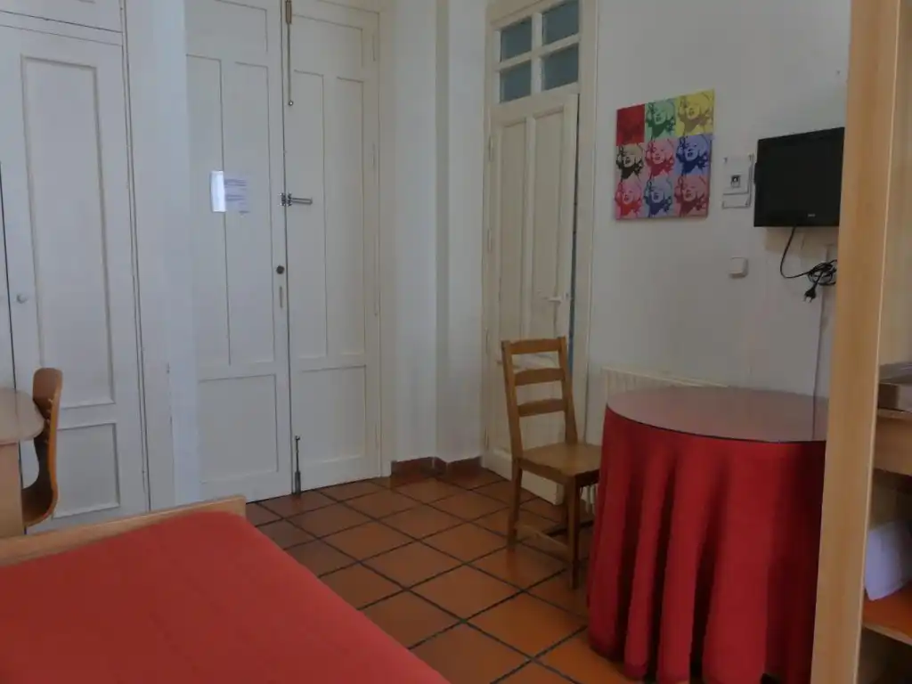 Study for rent in Calle Capuchinas, 8, Centro - Sagrario
