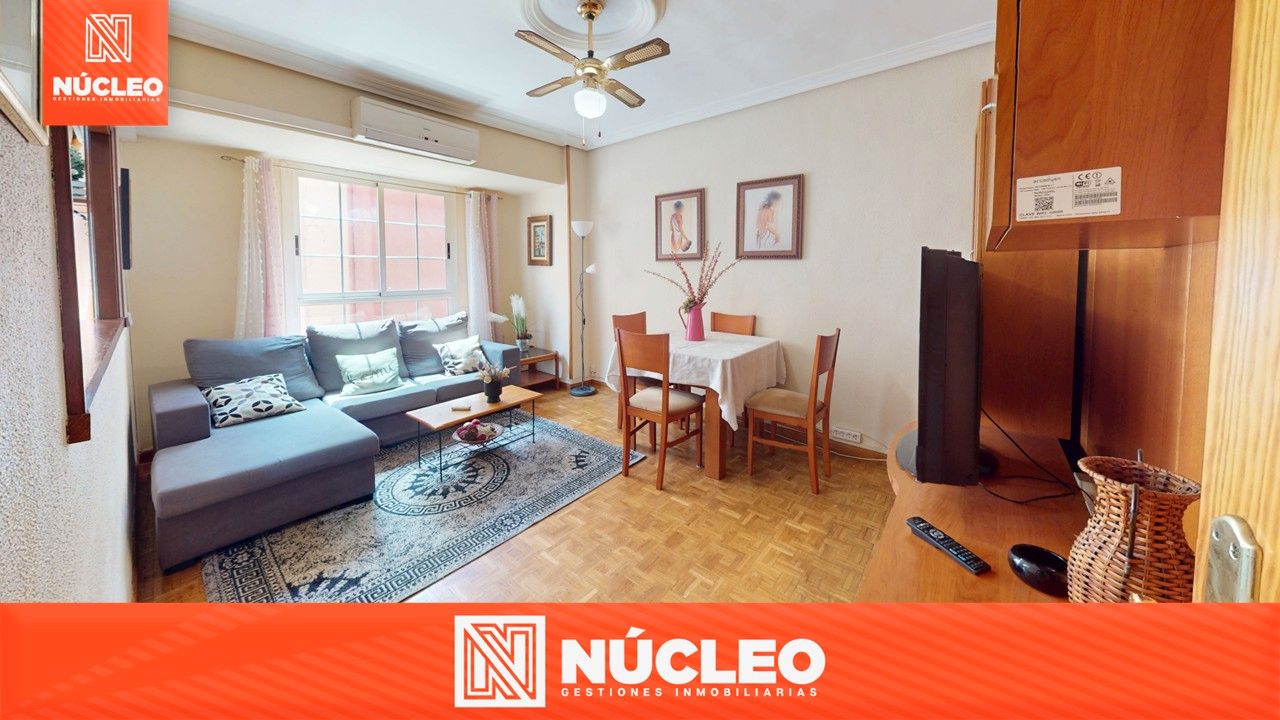 Living room of Flat for sale in Alcoy / Alcoi  with Air Conditioner, Storage room and Furnished