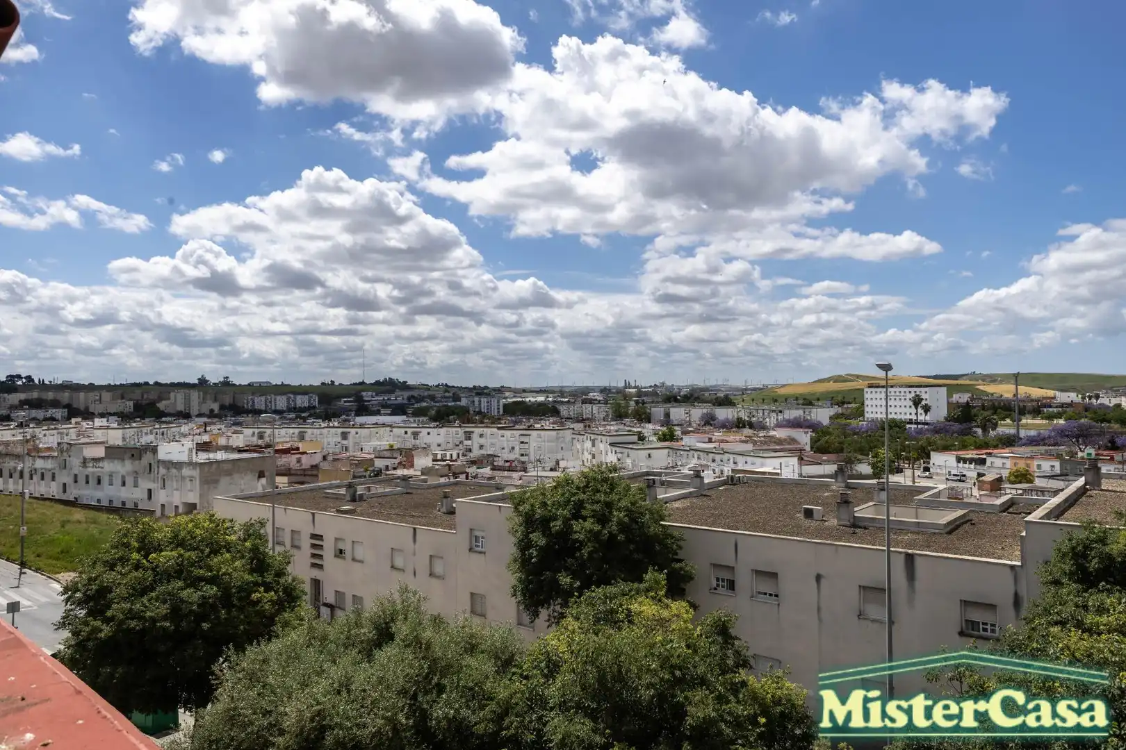 Exterior view of Houses for sale in Jerez de la Frontera  with Air Conditioner, Terrace and Storage room