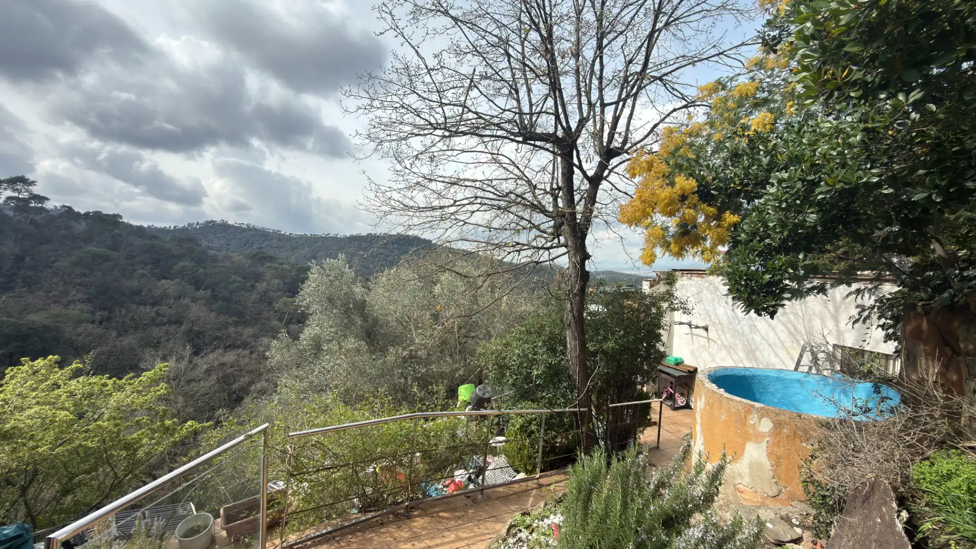 Jardín de Finca rústica en venta en Barcelona con Calefacción