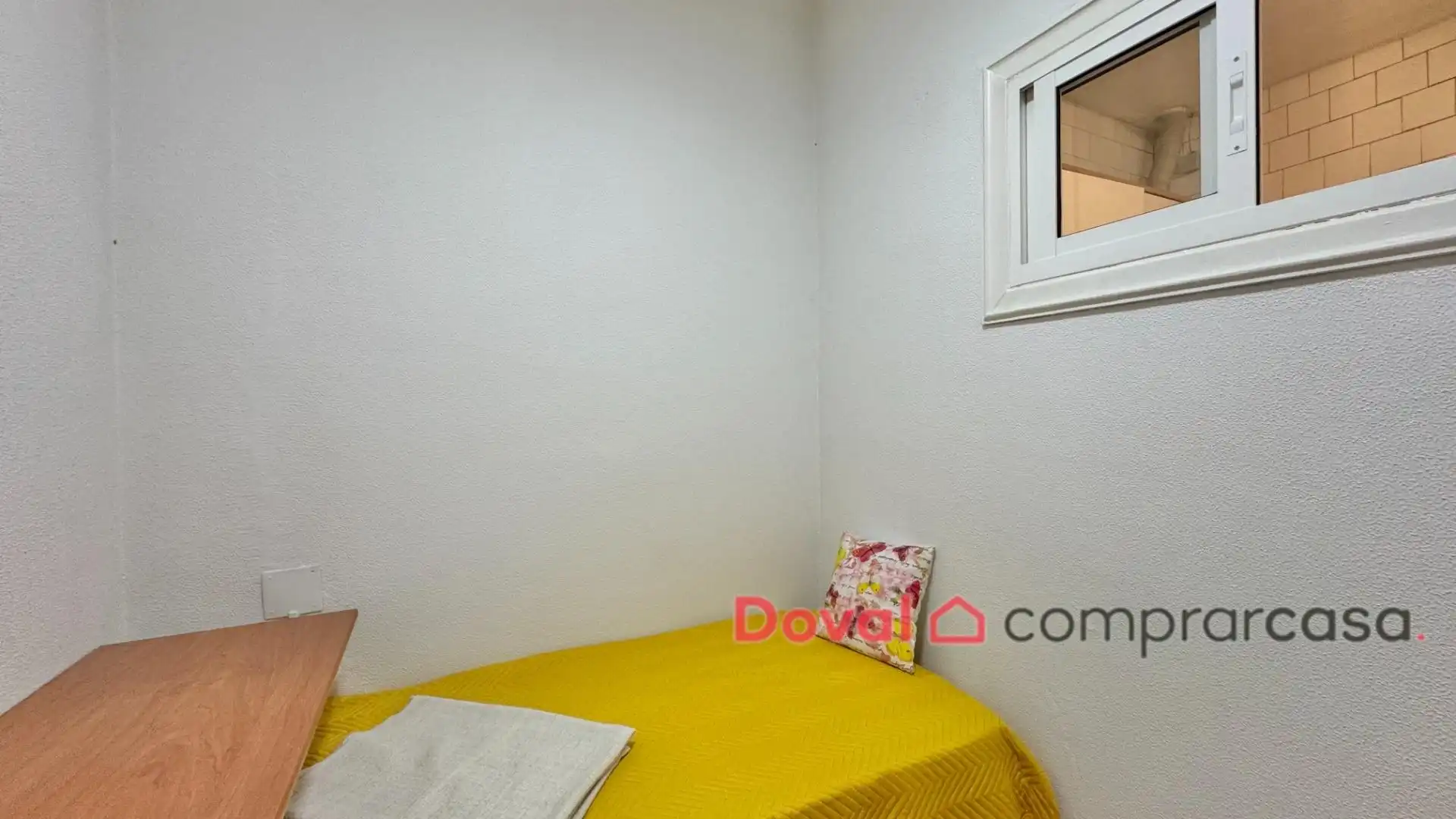 Habitación de Piso en venta en Vigo  con Calefacción