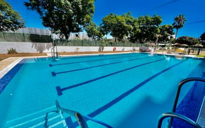 Swimming pool of Flat for sale in Vélez-Málaga  with Air Conditioner, Furnished and Community pool